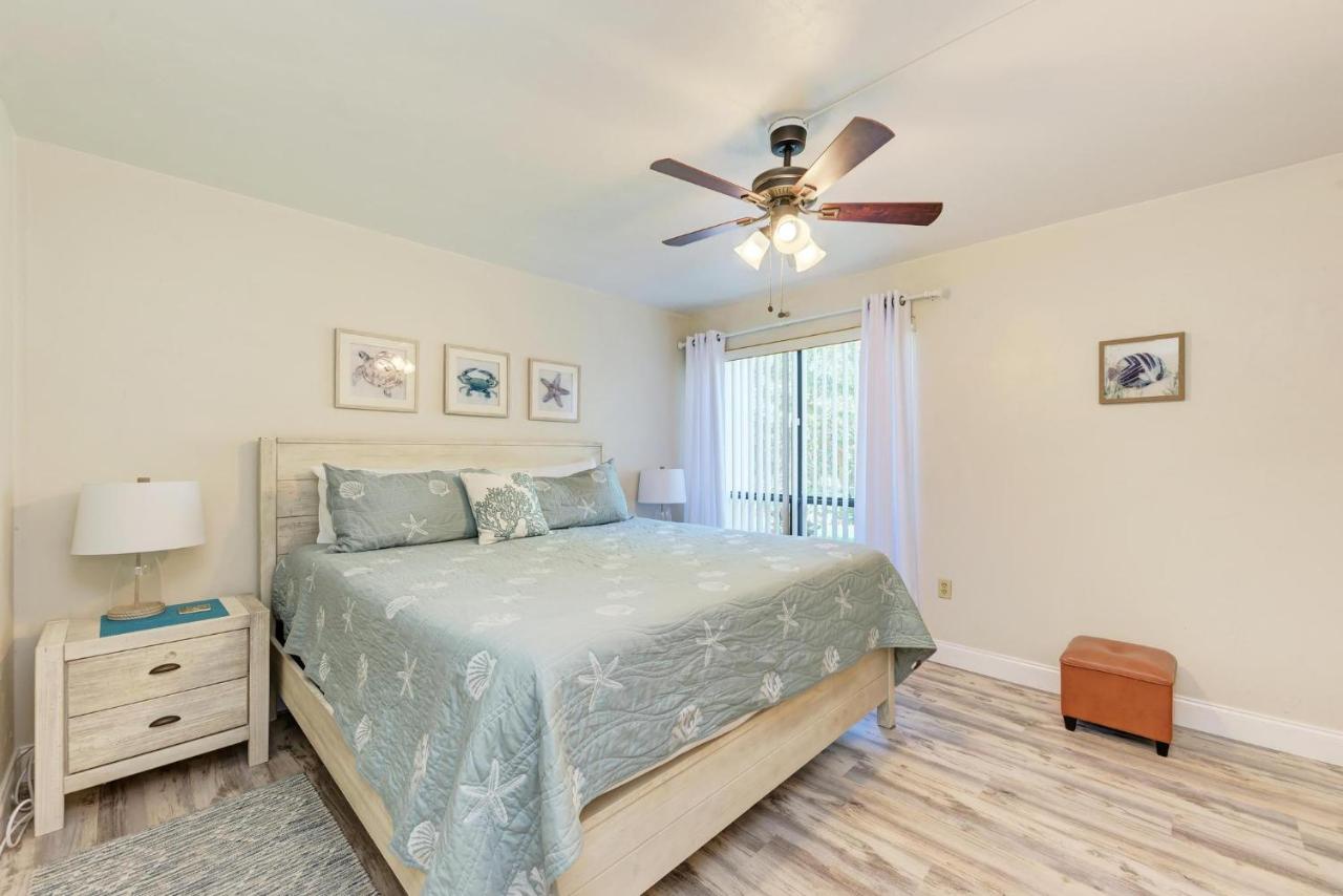 Anna Maria Island Runaway Tropical Dream-One Minute Walk To The Beach-Heated Pool Брадентон-Бич Экстерьер фото